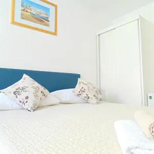 Pensión Peruzovic 1, Split